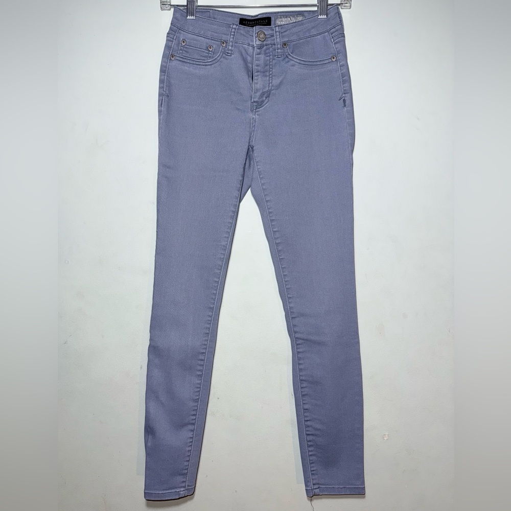 Aeropostale Women's High Waisted Ankle Jegging. Blueish Gray, Size 00.